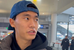 胡荷韬：感谢球迷前来接机，因为有他们我们才更有动力