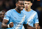 格伊首秀助曼城零封狼队终结三轮不胜