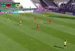 国足U23滑铲遭对手马赛回旋过人