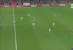 巴萨第66分钟打破僵局！费尔明直塞助攻，费兰单刀过门将破门！