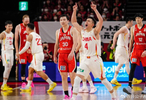 三分6中4，下半场独砍14分正负值+10！球迷真挚道歉：哥，我错了