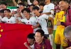退钱哥这声吼喊出多少球迷的泪！ 国足给力，决赛继续冲啊！