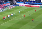李昊曾在中超青岛德比补时扑出对手外援死角任意球