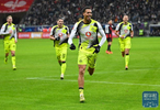 足球丨德甲：法兰克福平多特蒙德