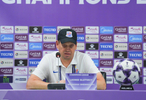 亚冠精英联赛申花不敌武里南联，斯卢茨基称少一人作战影响战术发挥