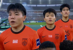 两重天！中国男足无缘冠军 徐彬眼眶泛红+王钰栋失落 日本球员跳舞