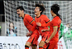 拜合拉木首秀两球，张玉宁位置不稳了？新中锋真能扛起国足大旗